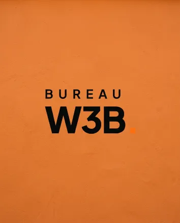 Branding mockup logo-op-muur
